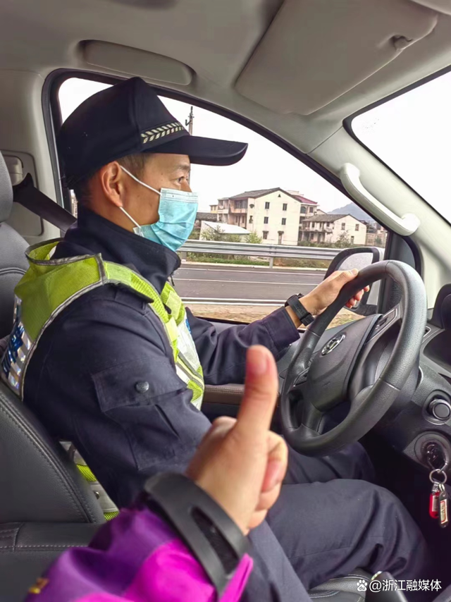 开云-关于德甲赛程吃紧；浙江稠州赛后扳平良机；更衣室稳定；临场指挥获称赞的信息