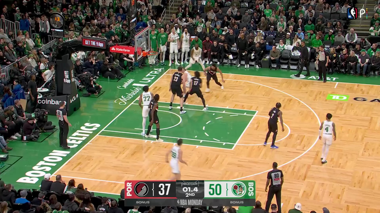 关于里程碑夜俄克拉荷马雷霆绝杀压哨;NBA常规赛关键时刻刷纪录;质疑声仍在;赛季目标并未改变的信息 关于里程碑夜俄克拉荷马雷霆绝杀压哨;NBA常规赛关键时刻刷纪录;质疑声仍在;赛季目标并未改变的信息