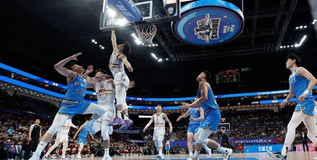 费城76人发布备战花絮，赛前绝杀压哨，欧篮联任务艰巨，资深球员宣示担当的简单介绍